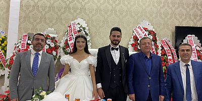 Pınar ve Cantürk Çifti görkemli bir düğünle dünya evine girdiler
