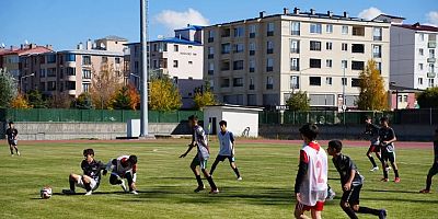 U14 Futbol Milli Takım Seçmeleri Kars’ta Gerçekleştirildi