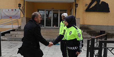 Vali Polat’tan Okul Güvenliğinde Görev Yapan Personele Ziyaret