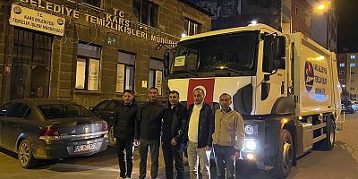 Kars Belediyesi, araç filosuna bir çöp kamyonu daha...